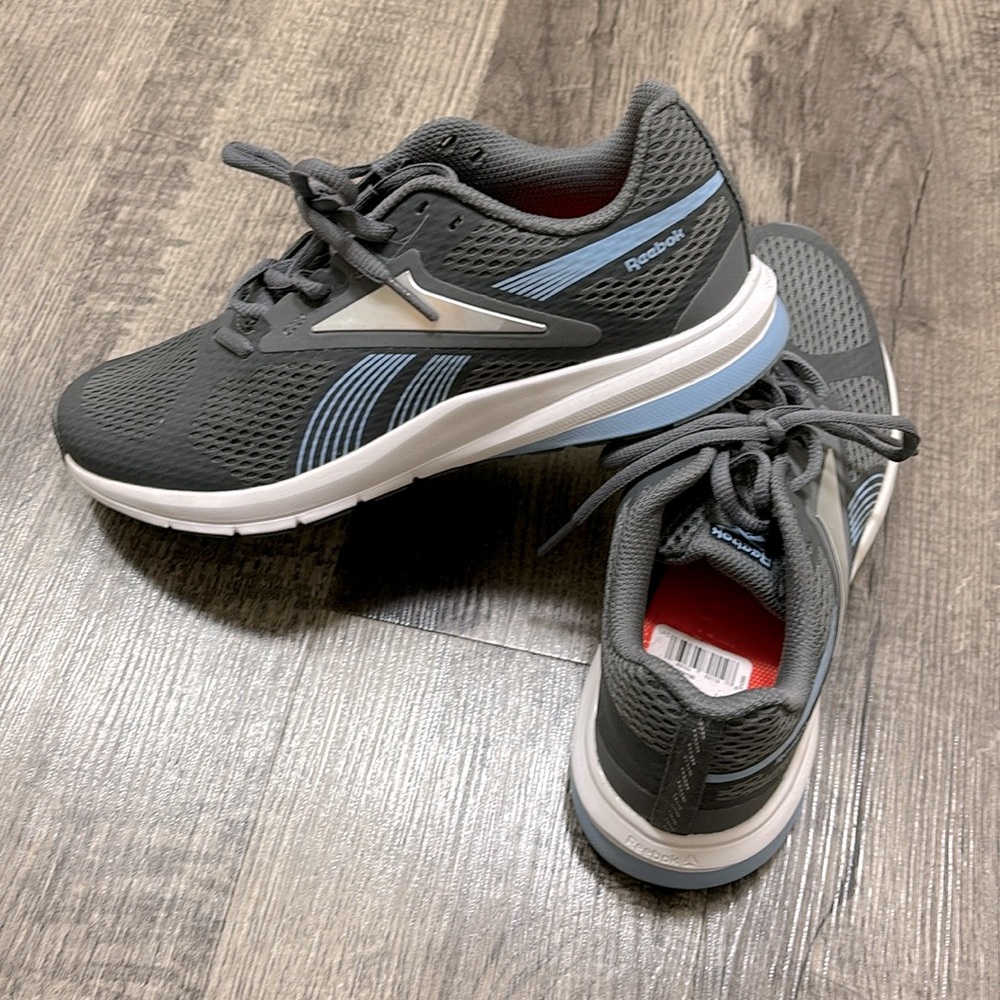 Women’s reebok endless Road 2.0 gray and blue with memory foam technology